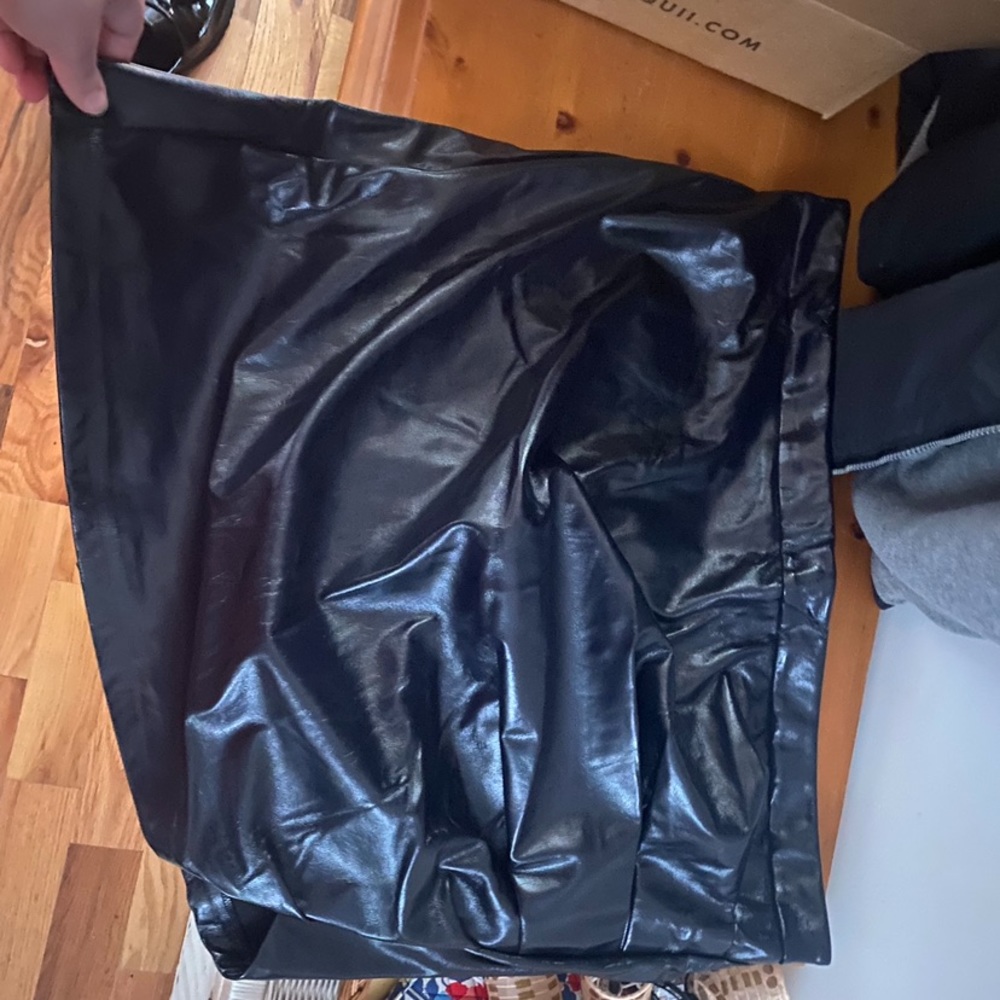 Eloquii ruched faux leather mini skirt size 24